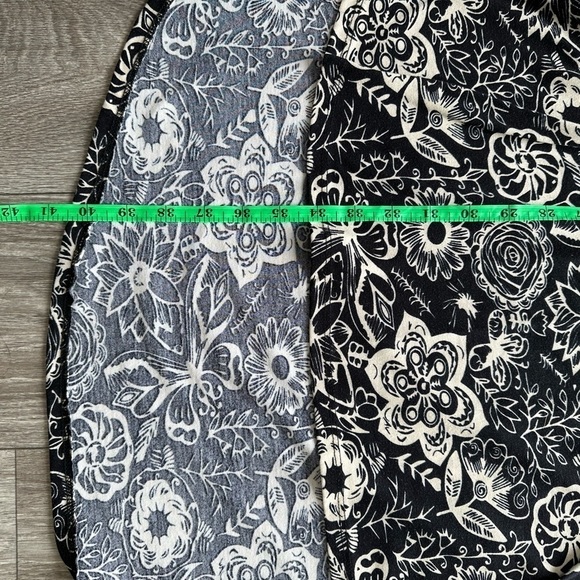 LULAROE Carly Dress Bundle of Two dresses Size Extra Small XS - Picture 12 of 16